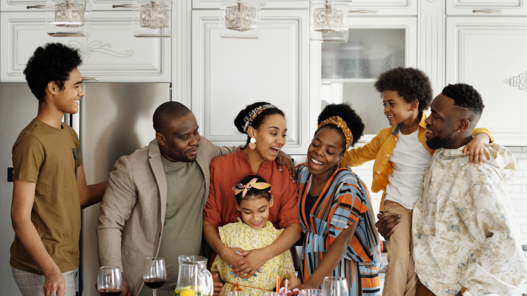 5 habits to stay mentally strong- Spend quality time with your family - THE ANTS